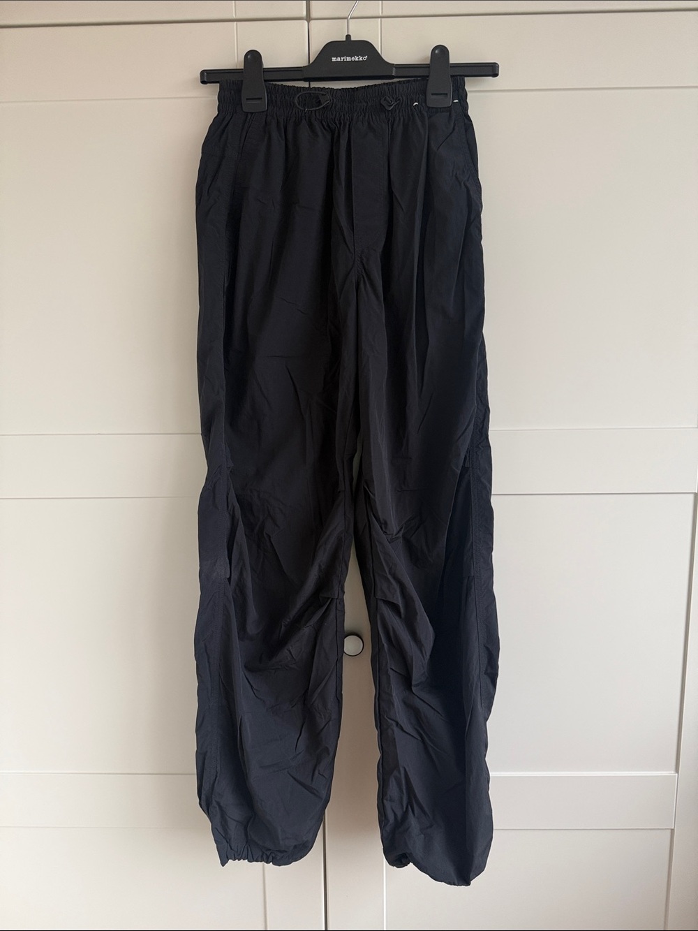 Uniqlo Black Women’s bomber Pants. Size XS. Brand new
